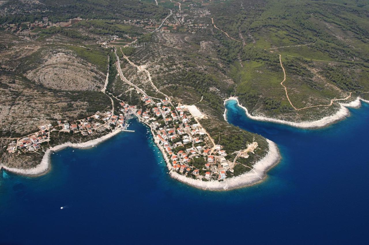 Apartments By The Sea Zavalatica, Korcula - 247 ภายนอก รูปภาพ