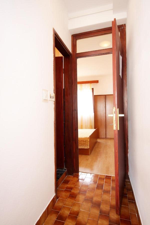 Apartments By The Sea Zavalatica, Korcula - 247 ภายนอก รูปภาพ